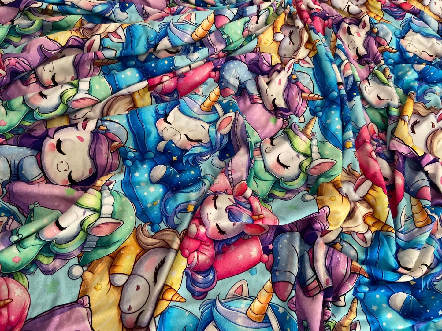 R6 Sleepy unicorns